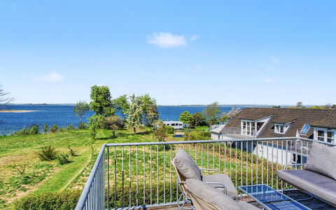 Hjort - 80M from the Sea: Blue, Cottage, House, Home, Farmhouse, Estate, Siding