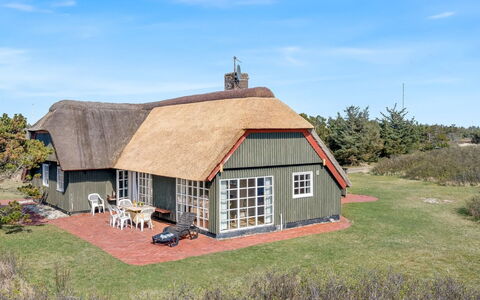 Antonetta - 80M from the Sea: Building, House, Window, Home, Roof, Residential Area, Shrub, Cottage, Land Lot
