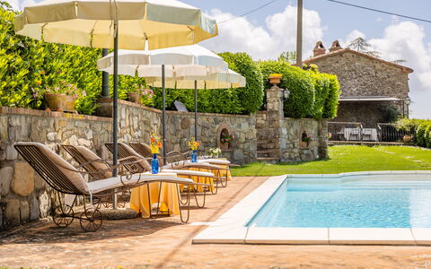 Casa Ivan: Swimming Pool, Resort, Outdoor Furniture, Sunlounger, Umbrella, Eco Hotel, Thermae, Estate, Flowerpot, Hacienda