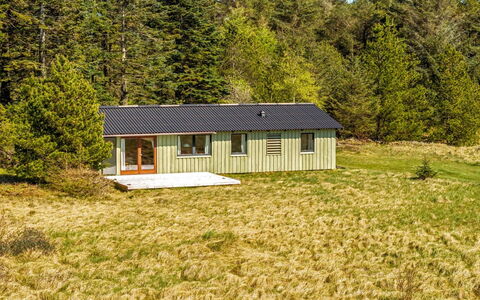 Fatlinda - 4Km from the Sea: Wood, Garden, Backyard, Land Lot, Home, Roof, Shade, Deck, Hardwood, Yard