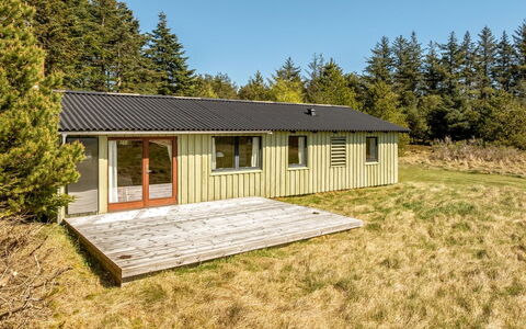 Fatlinda - 4Km from the Sea: Wood, Garden, Backyard, Land Lot, Home, Roof, Shade, Deck, Hardwood, Yard