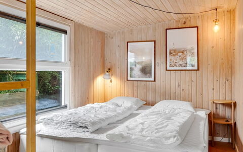Brunetta - 200M to the Fjord: Wood, Interior Design, Bedroom, Ceiling, Flooring, Furniture, Floor, Bed, Room, Home