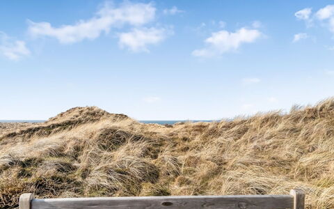 Thorsten - 600M from the Sea: Water, Water Resources, Body Of Water, Rock, Coast, Natural Landscape, Headland, Coastal And Oceanic Landforms, Terrain, Promontory