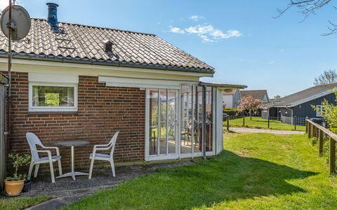Wrange - 100M to the Fjord: Shrub, House, Residential Area, Home, Garden, Shade, Yard, Courtyard, Flowerpot