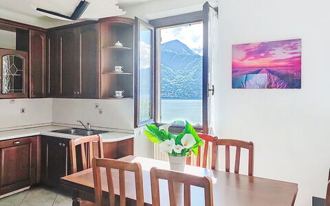 Riflessi del Lario: Swimming Pool, Resort, Eco Hotel, Shade, Hotel, Landscaping, Villa, Resort Town, Balcony