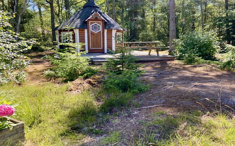 Jooseppi - 4.8Km from the Sea: Wood, Forest, Garden, Garden Buildings, Woodland, Cottage, Shed, Outdoor Structure, Log Cabin, Hut