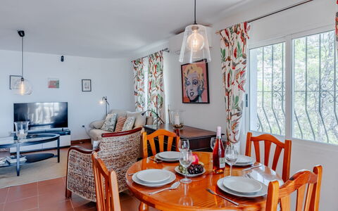 Preciados: Furniture, Interior Design, Flooring, Room, Floor, Ceiling, Home, Chair, Apartment, Kitchen & Dining Room Table