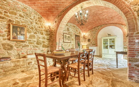 Villa the Horses: Wall, Furniture, Interior Design, Ceiling, Table, Flooring, Dining Room, Chair, Kitchen & Dining Room Table, Lighting