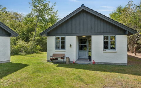 Thorvor - 900M from the Sea: Grass, Roof, House, Cottage, Home, Rural Area, Garden Buildings, Lawn, Garden, Siding
