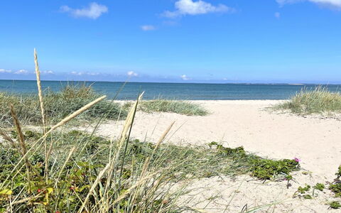 Thorvor - 900M from the Sea: Water, Water Resources, Body Of Water, Rock, Coast, Natural Landscape, Headland, Coastal And Oceanic Landforms, Terrain, Promontory