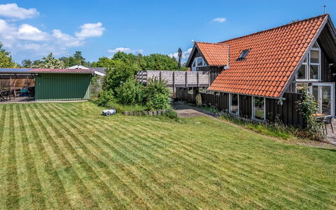 Arendine - 250M from the Sea: Grass, Roof, House, Home, Cottage, Landscape, Residential Area, Land Lot, Rural Area, Plain