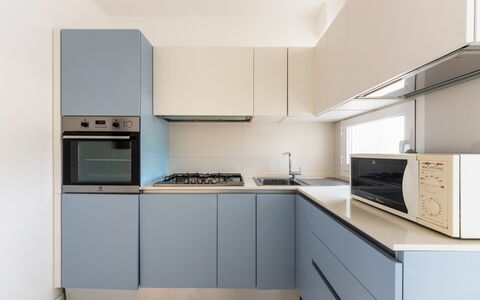 Pizzuta Country House: Kitchen Appliance, Kitchen, Major Appliance, Countertop, Cabinetry, Kitchen Stove, Interior Design, Home Appliance, Flooring, Stove