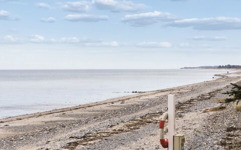 Ally - 1.2Km from the Sea: Wood, Roof, Home, House, Architecture, Siding, Land Lot, Cottage, Shed, Garden Buildings
