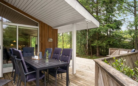 Uma - from the Sea: Wood, Hardwood, Porch, Wood Flooring, Plank, Wood Stain, Home, Deck, Cottage, Garden Buildings