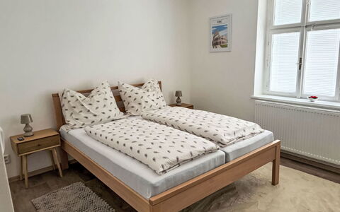Děčín Heights: Bed, Bedroom, Wood, Furniture, Bedding, Bed Sheet, Interior Design, Textile, Floor, Flooring