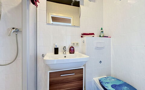 Augsburg-Diedorf 150: Bathroom, Plumbing Fixture, Toilet, Flooring, Toilet Seat, Interior Design, Floor, Bathroom Sink, Sink, Tap