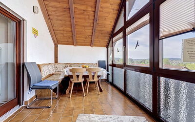 Accommodation:&nbsp;Sirch 150.3