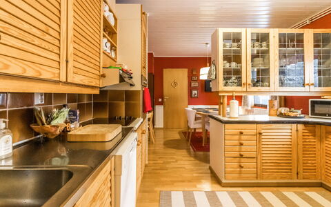 Artic Secret Home: Apartment, Condominium, Mixed-Use, Hotel, Resort, Resort Town, Boutique Hotel