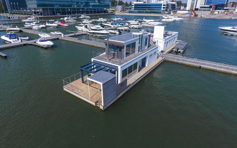 Villa Helmi: Watercraft, Boat, Naval Architecture, Dock, Ship, Balcony