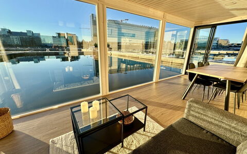 Villa Helmi: Apartment, Condominium, Hotel, Wood Flooring, Balcony, Headquarters