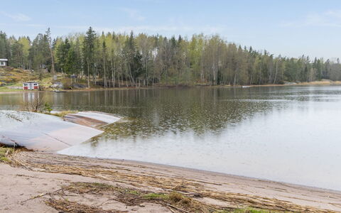 Villa Jumalvik: Tree, Bank, Watercourse, Shore, Lake, Reservoir, Forest