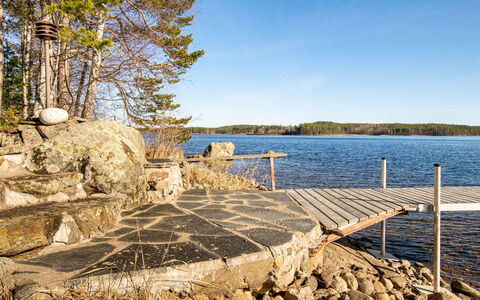 Villa Underberg: Blue, Water, Rock, Bank, Coastal And Oceanic Landforms, Coast, Shore, Lake, Reservoir, Sound