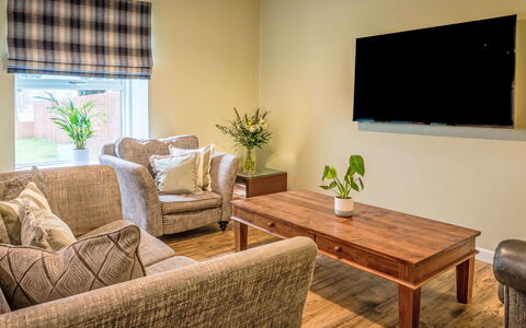 Easter Caiplich: Furniture, Interior Design, Flooring, Couch, Floor, Wood, Living Room, Room, Ceiling, Table