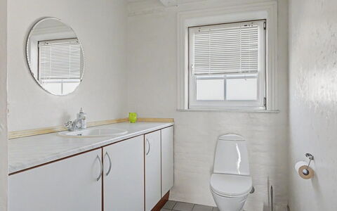 Mynthe - 750M from the Sea: Plumbing Fixture, Bathroom, Wall, Flooring, Floor, Sink, Interior Design, Bathroom Sink, Tap, Plumbing