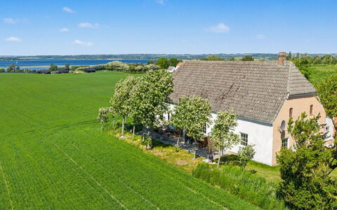 Mynthe - 750M from the Sea: Grass, Green, House, Landscape, Plain, Rural Area, Home, Cottage, Land Lot