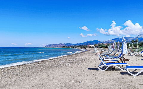 Last Sun Roccella: Body Of Water, Beach, Coast, Shore, Horizon, Coastal And Oceanic Landforms, Sea, Bank, Vacation, Sand