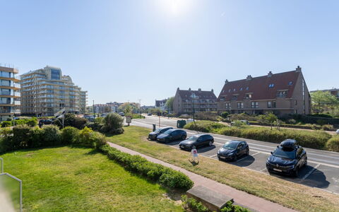 Maurice with Balcony: Building, Residential Area, Neighbourhood, Apartment, Urban Design, Suburb, Condominium, Family Car, Luxury Vehicle