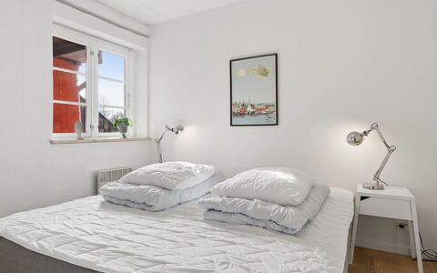 Anabella - 6Km from the Sea: Bed, Bedroom, Furniture, Interior Design, Bedding, Floor, Flooring, Bed Sheet, Linens, Bed Frame