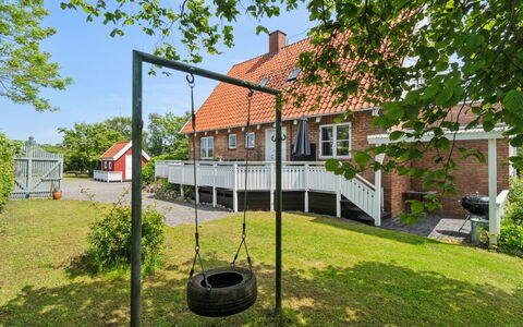 Hughlek - 450M from the Sea: Building, House, Window, Home, Roof, Residential Area, Shrub, Cottage, Land Lot