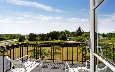 Hughlek - 450M from the Sea: Building, House, Window, Home, Roof, Residential Area, Shrub, Cottage, Land Lot