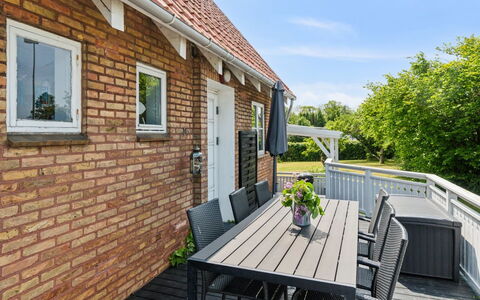 Hughlek - 450M from the Sea: Building, House, Window, Home, Roof, Residential Area, Shrub, Cottage, Land Lot