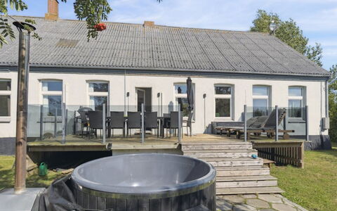 Ofelia - 4Km from the Sea: Roof, House, Home, Cottage, Door, Siding, Estate, Lawn, Yard, Porch