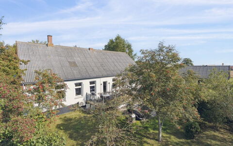 Ofelia - 4Km from the Sea: Roof, House, Home, Cottage, Door, Siding, Estate, Lawn, Yard, Porch