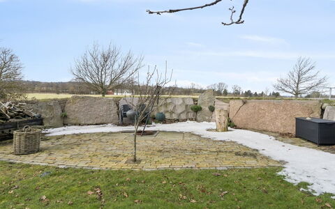 Carola - 1Km from the Sea: Sky, Land Lot, Garden, Soil, Lawn, Backyard, Landscaping, Yard, Stone Wall, Driveway