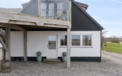 Carola - 1Km from the Sea