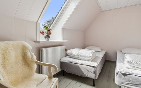 Hening - 150M from the Sea: Bedroom, Wood, Bed, Furniture, Bedding, Bed Sheet, Interior Design, Floor, Home, Linens