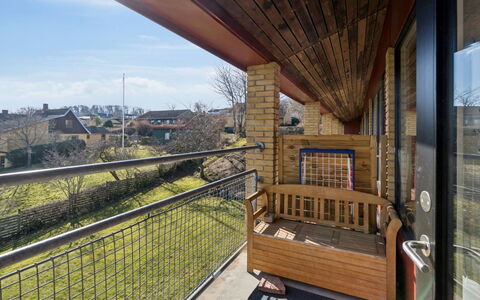 Amilia - 100M from the Sea: Vegetation, Shrub, Spring, Cottage, Garden, Shade, Backyard, Yard, Chair