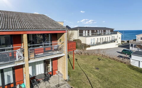 Amilia - 100M from the Sea: Vegetation, Shrub, Spring, Cottage, Garden, Shade, Backyard, Yard, Chair