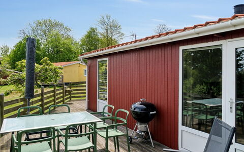 Auti - 300M from the Sea: Home, Cottage, Porch, Siding, Farmhouse, Outdoor Structure