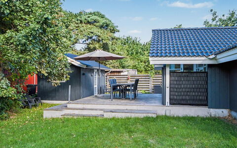 Vilmar - 250M from the Sea: Home, House, Roof, Residential Area, Shrub, Shade, Cottage, Land Lot, Siding, Garden