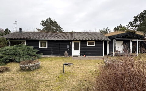 Elisej - 350M from the Sea: Wood, House, Home, Roof, Cottage, Door, Residential Area, Siding, Backyard, Estate