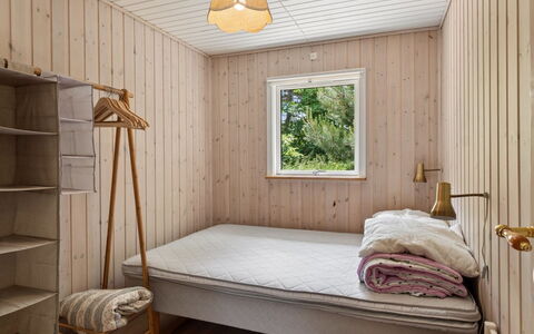 Elisej - 350M from the Sea: Flooring, Wood, Floor, Interior Design, Bedroom, Ceiling, Furniture, Wood Flooring, Room, Bed