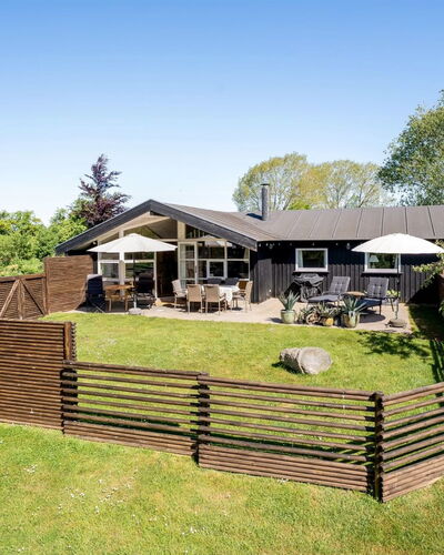 Svenne - 600M from the Sea