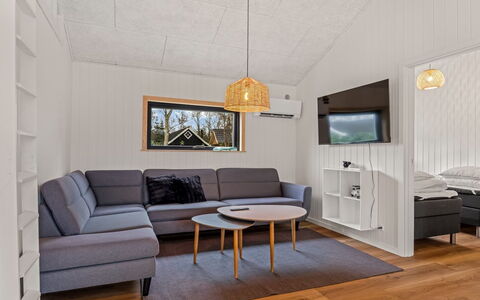 Martin - 800M from the Sea: Roof, House, Home, Cottage, Door, Siding, Estate, Lawn, Yard, Porch