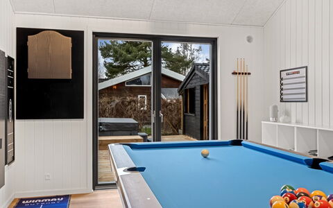 Martin - 800M from the Sea: Roof, House, Home, Cottage, Door, Siding, Estate, Lawn, Yard, Porch