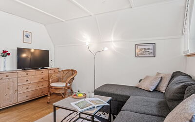Tavita - 100M from the Sea